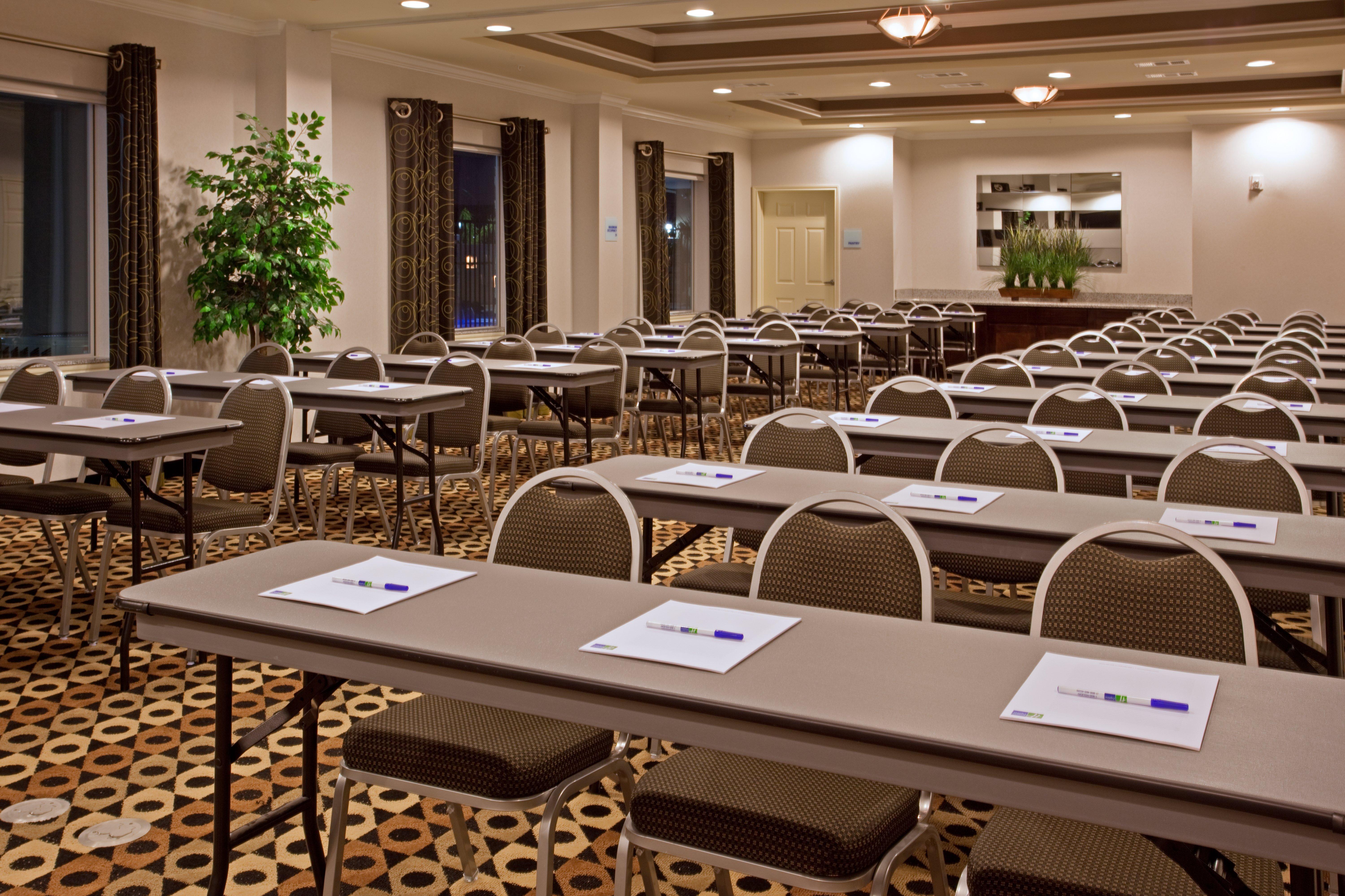 Holiday Inn Express Houston Space Center-Clear Lake By Ihg Webster Exterior photo
